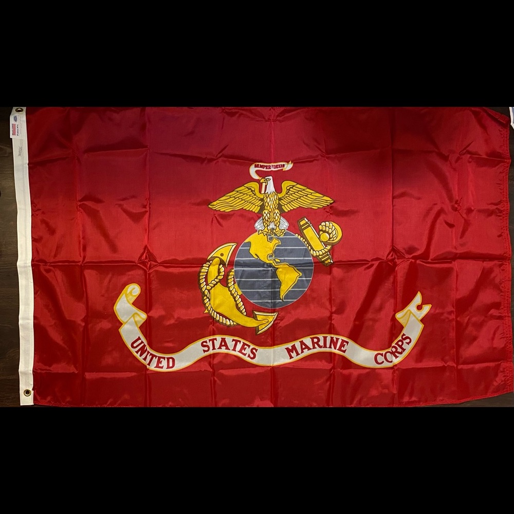 🇺🇸3’X5’ Grommet Nylon U.S. Marine Corps Flag - Picture 3 of 9
